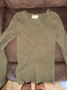 Easy clothes brand Classic Olive Ribbed Button-Shoulder Women’s Sweater